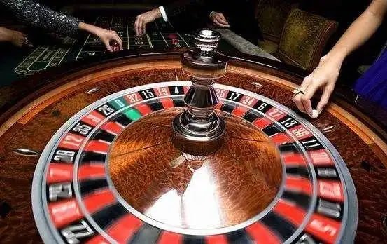 Buffalo King payout table showing symbol values and free-spin multiplier rates